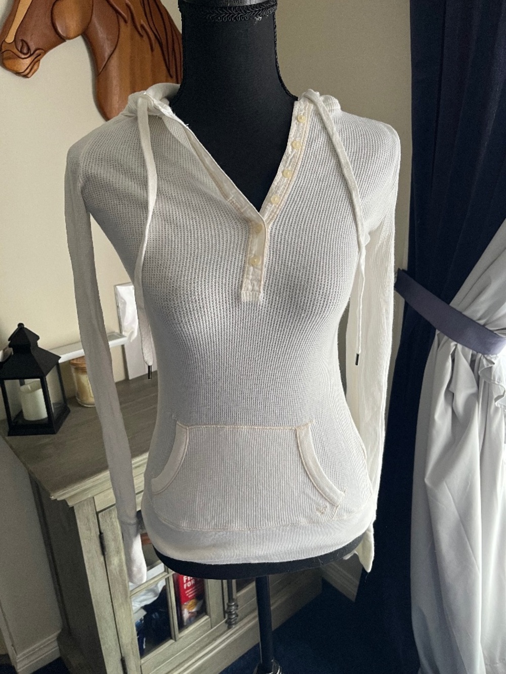 Womens American Eagle Hoodie!!